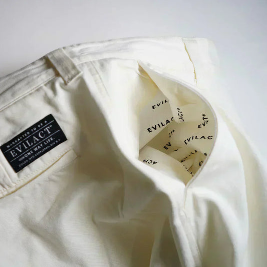 デイリーユースなワークパンツ「EVILACT CHINO」