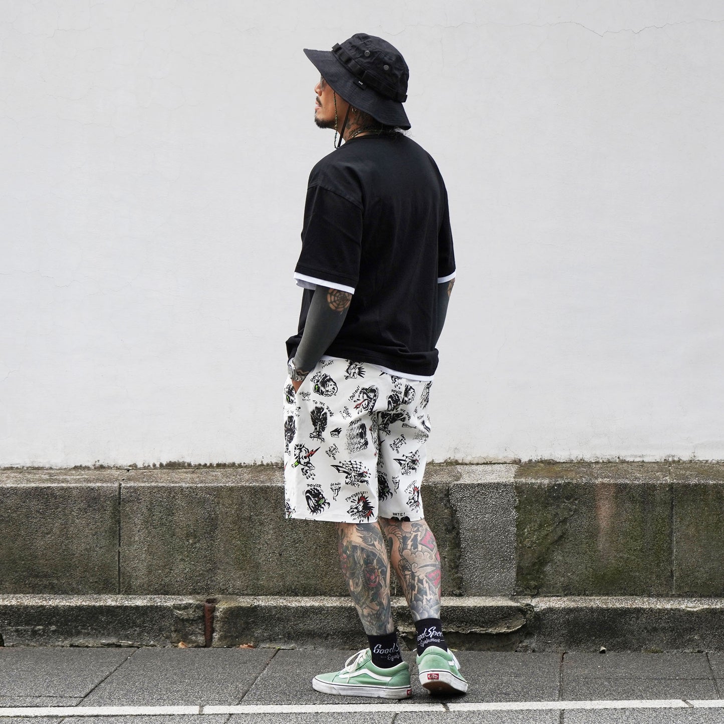 EVILACT ALL PAINTED SHORTS