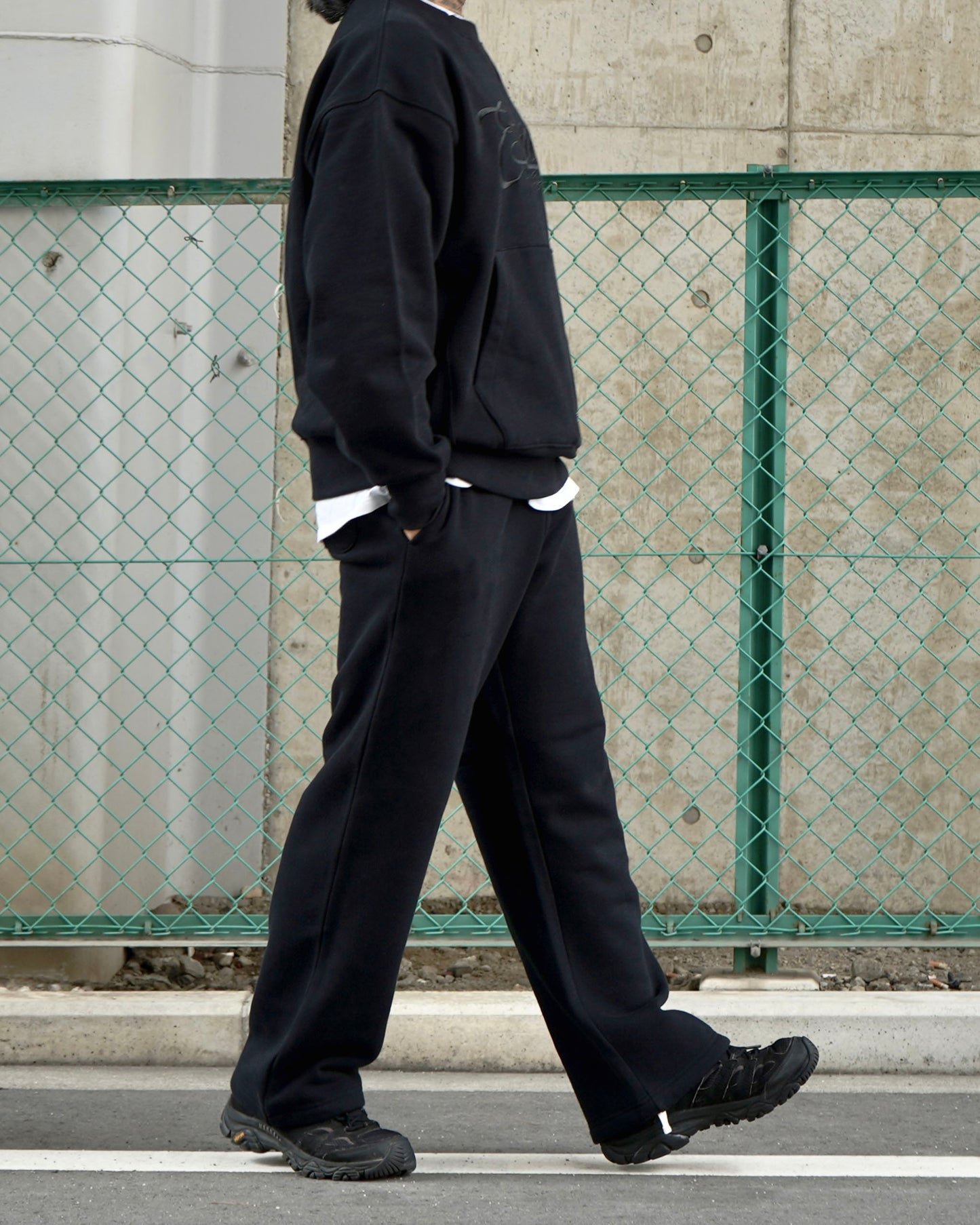 EVILACT HEAVY SWEAT PT white