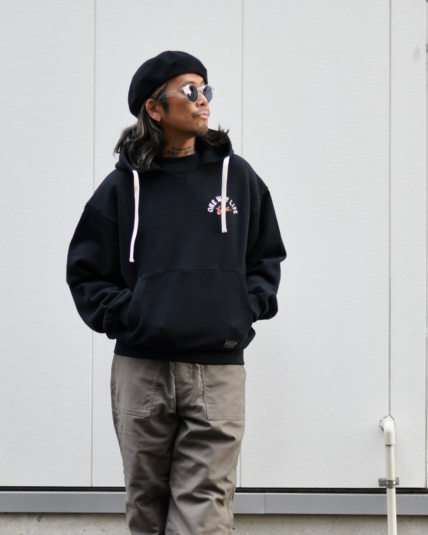EVILACT HEAVY SWEAT HOODIE gray