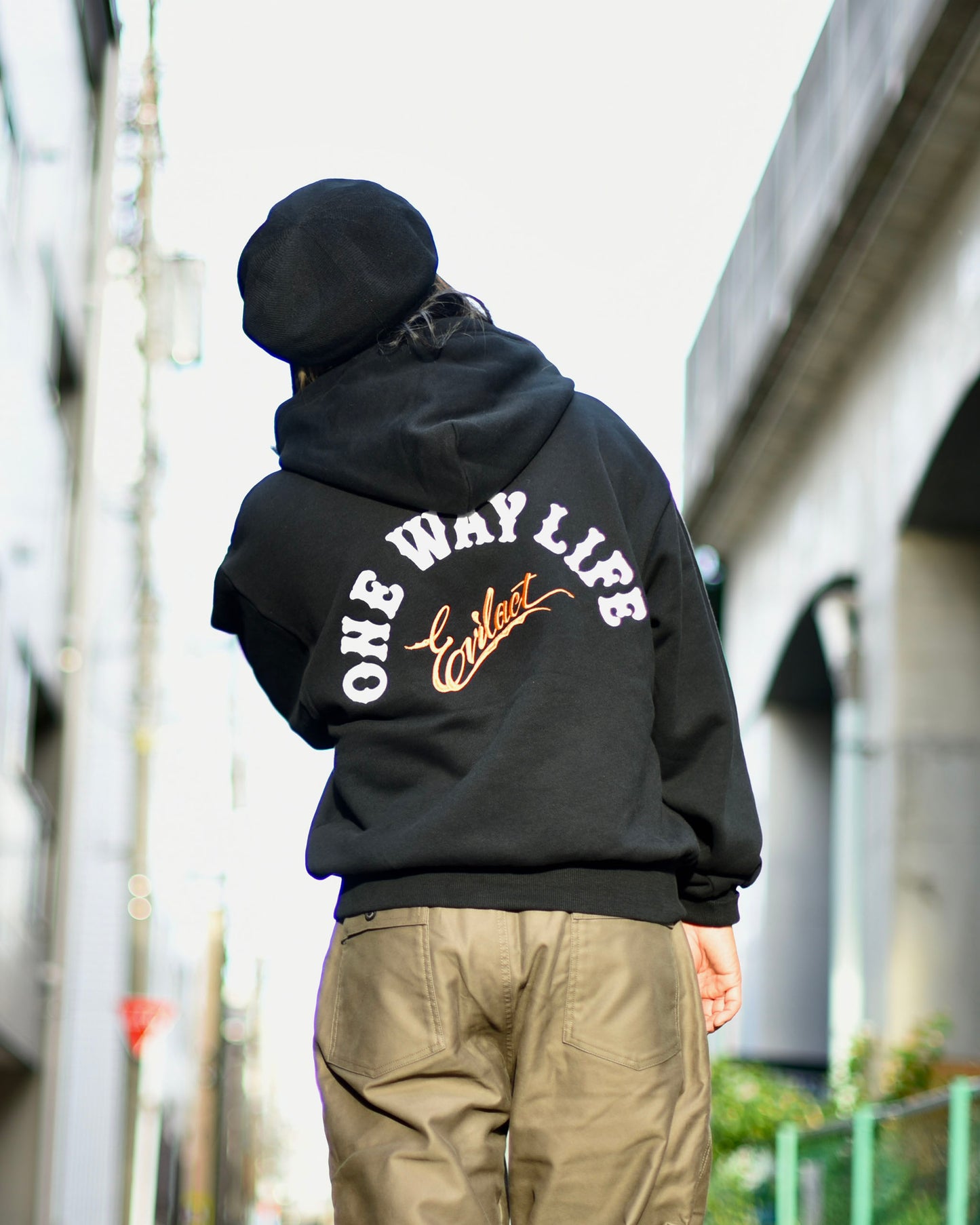 EVILACT HEAVY SWEAT HOODIE white