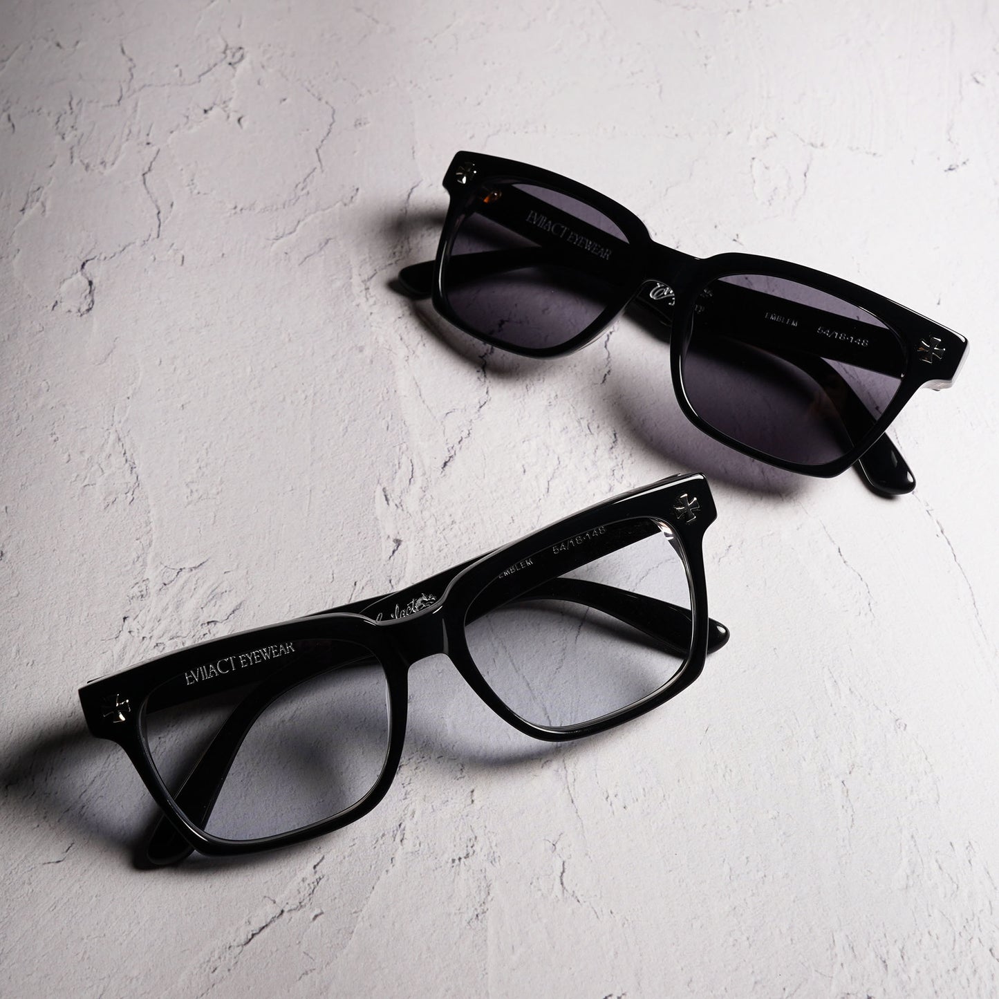 EMBLEM -limited edition- black x gray clear / color photochromic blue lens
