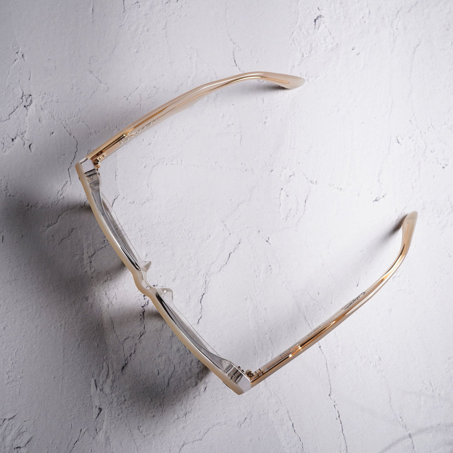 EMBLEM -limited edition- sand beige frost x clear / green lens