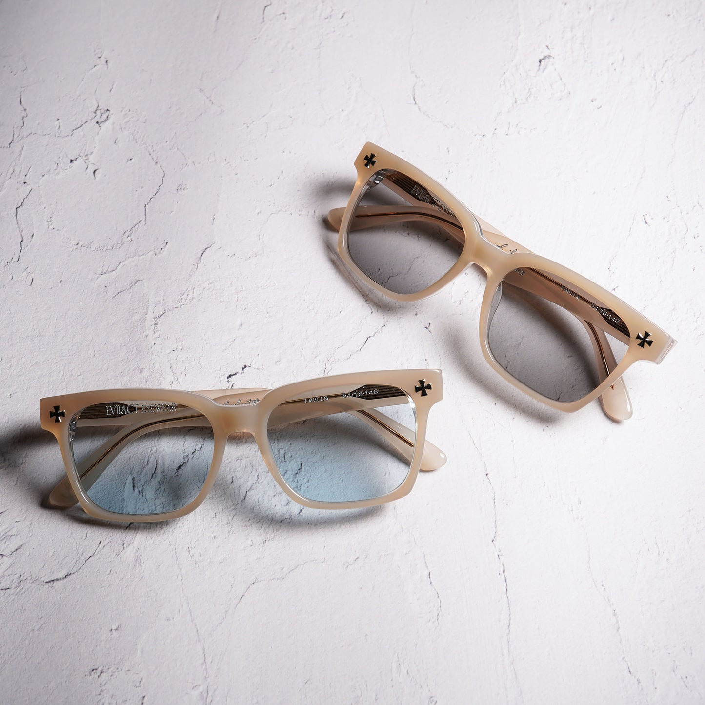 EMBLEM -limited edition- sand beige frost x clear / green lens