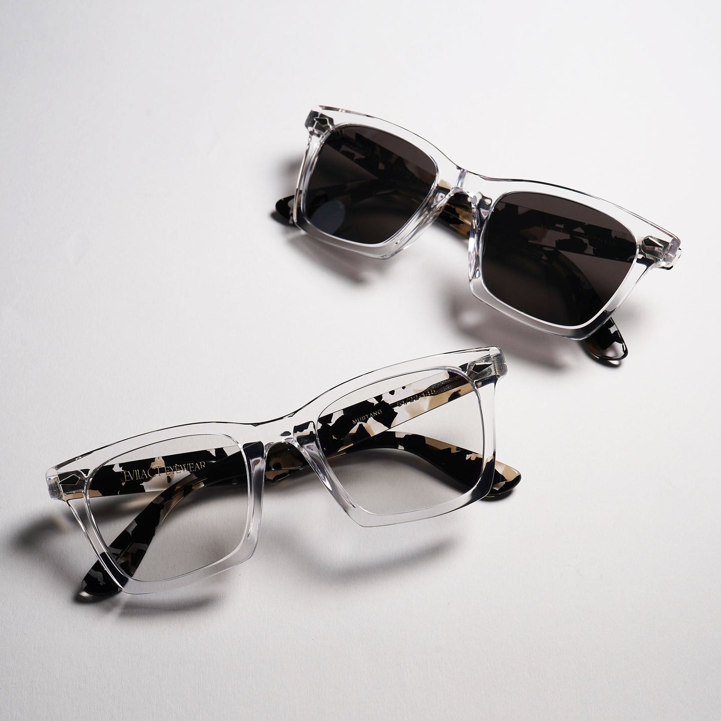 MUSTANG clear x dalmatian / color photochromic smoke lens