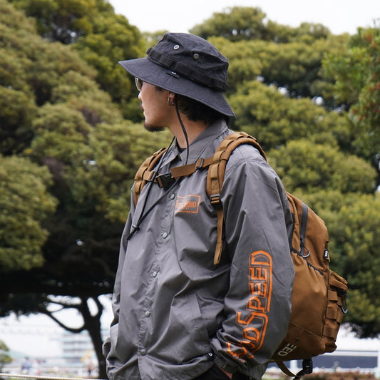 アウトドア気分を加速させるハット