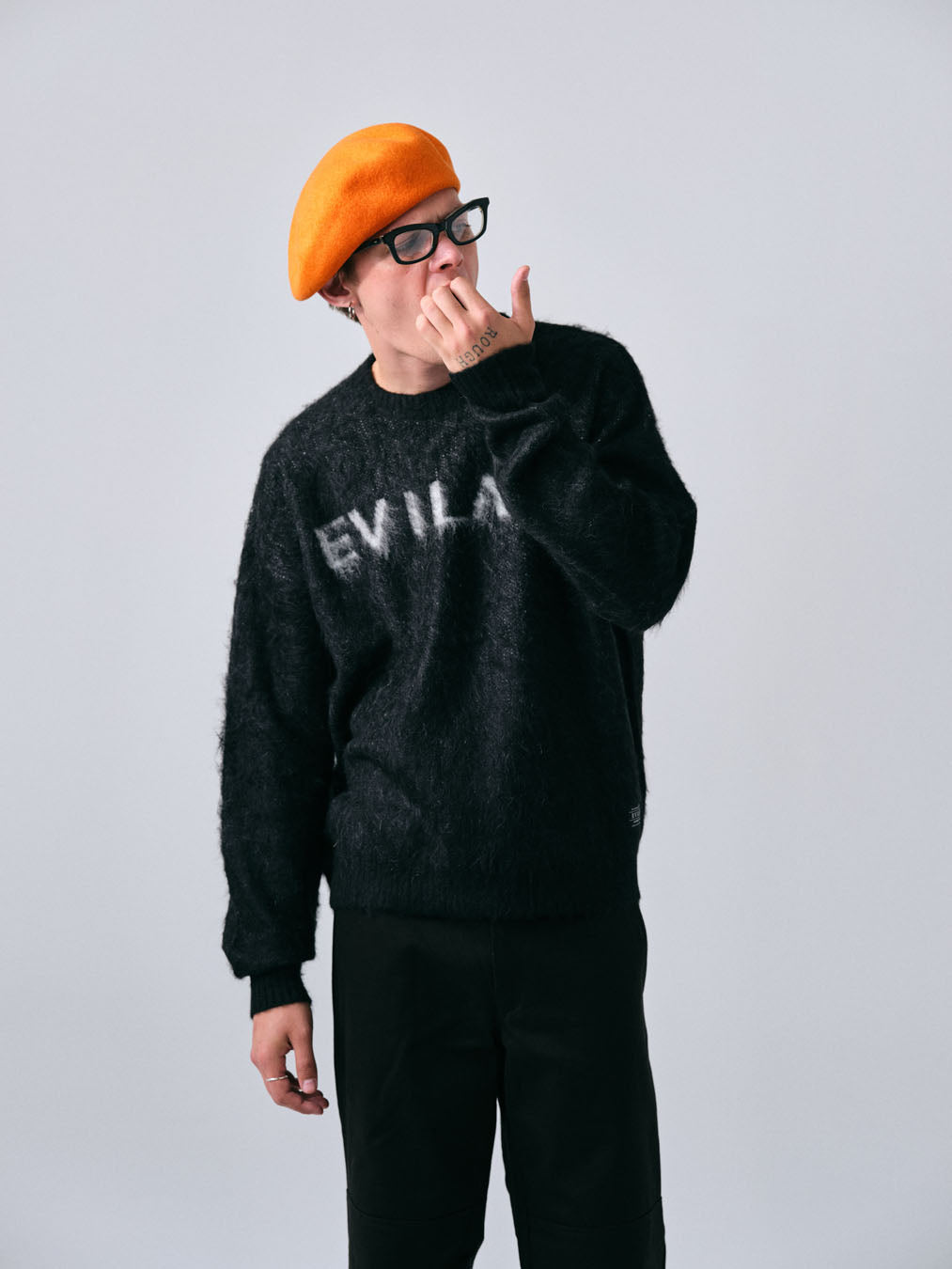 EVILACT LOGO MOHEIR CREW black