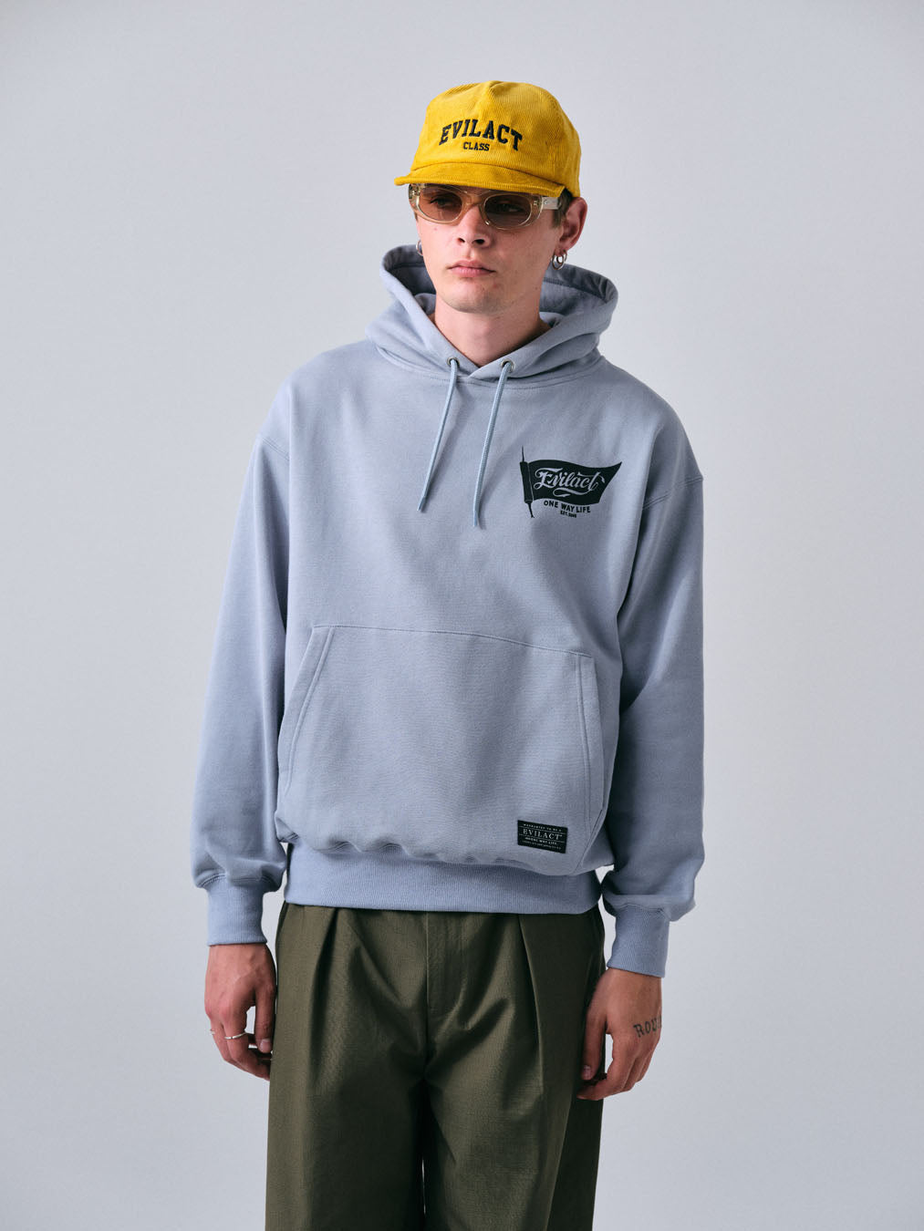 EVILACT FLAG HOODIE black