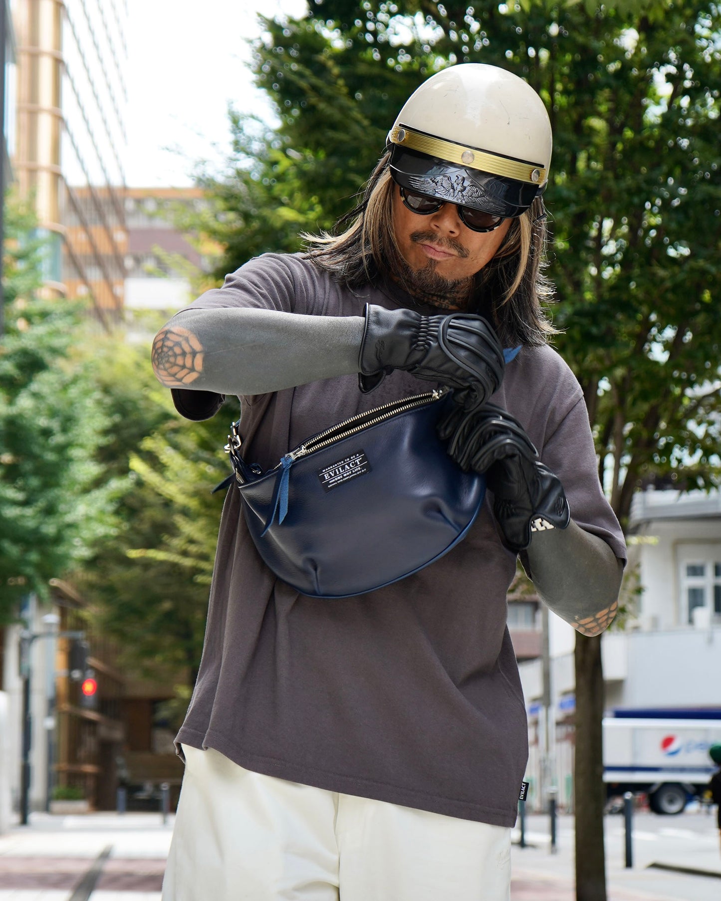 EVILACT LEATHER SHOULDER BAG-S -off white-limited color-