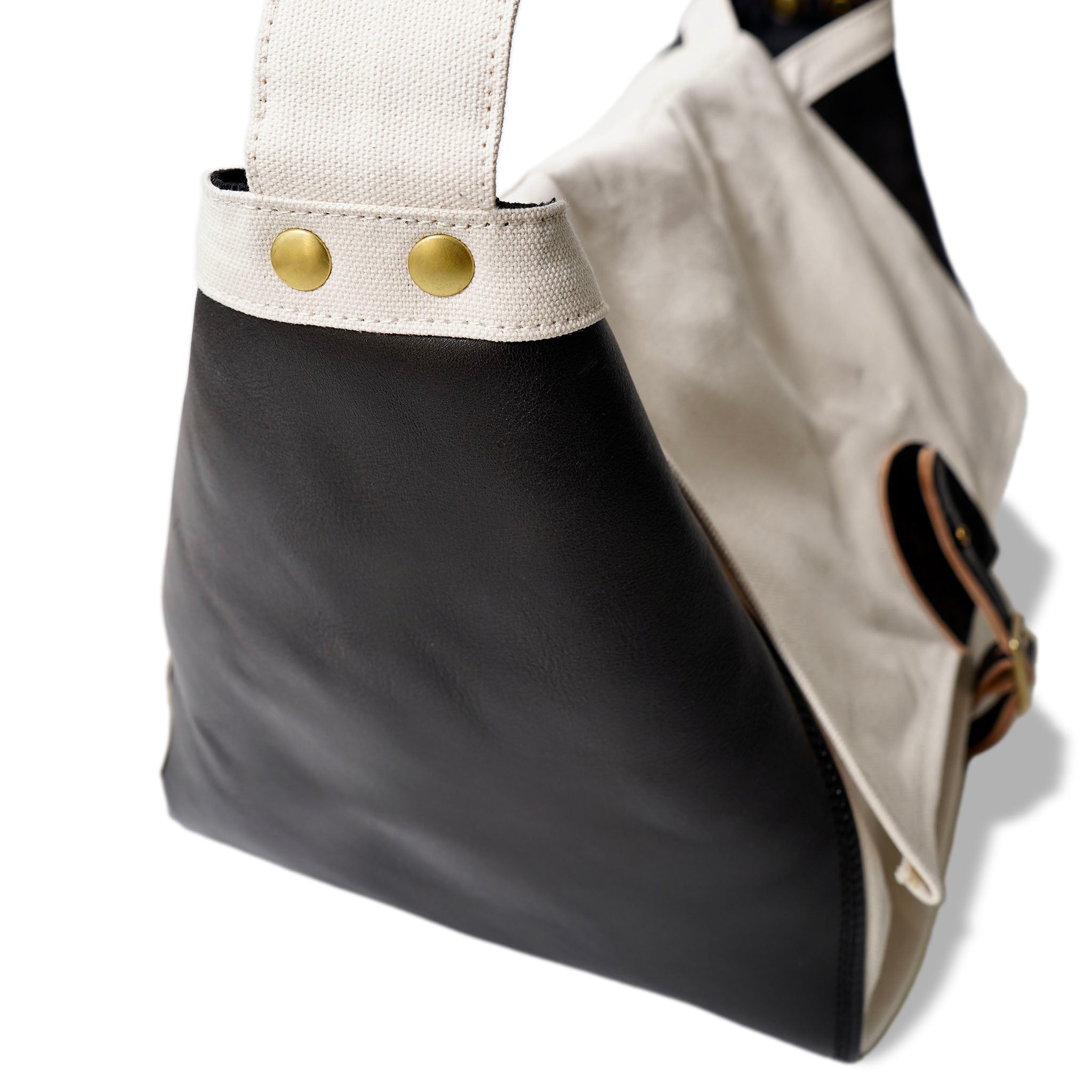 EVILACT NEWS PAPER BAG off white-limited color- | EVILACT