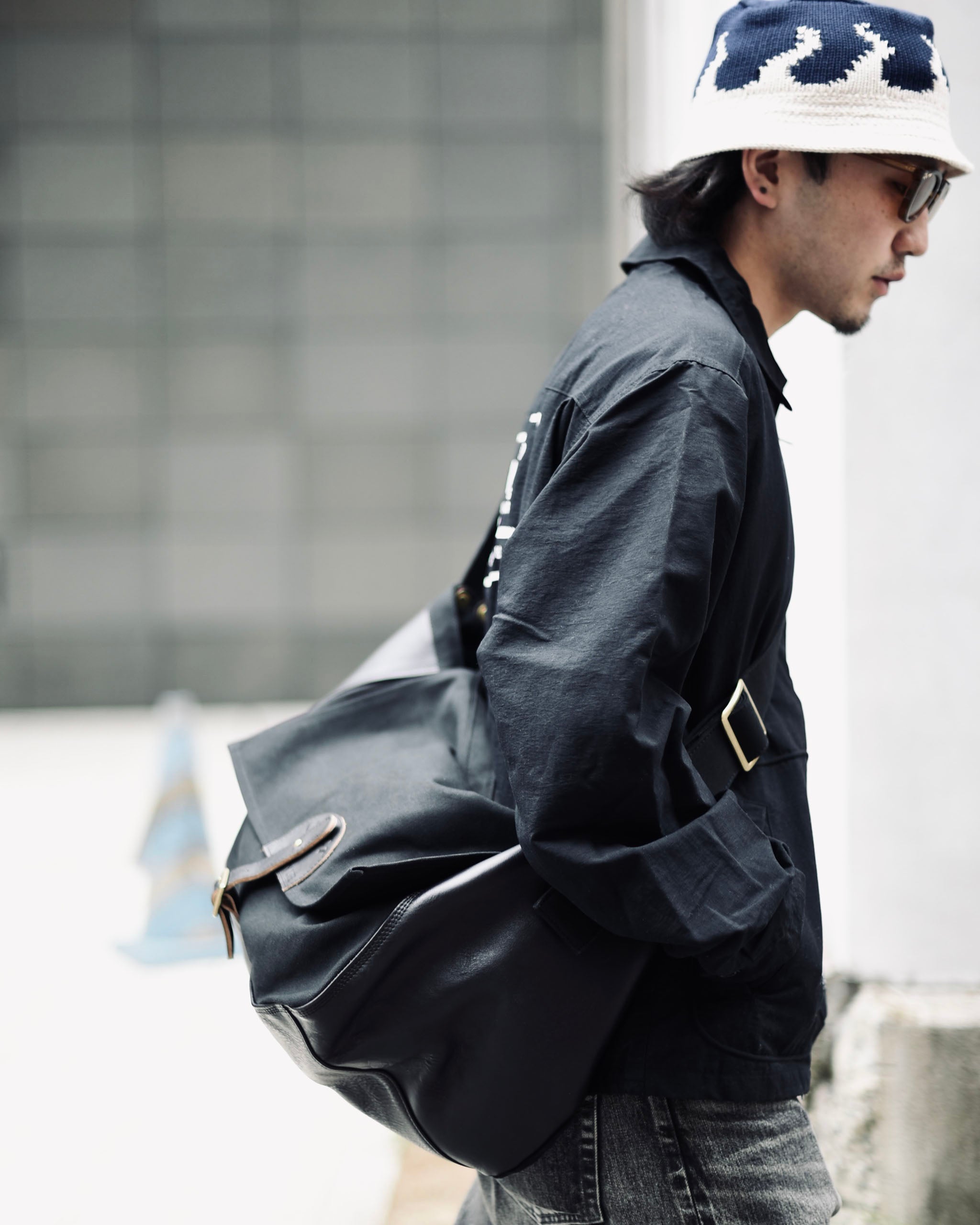 EVILACT NEWS PAPER BAG black | EVILACT (イーブルアクト）Official