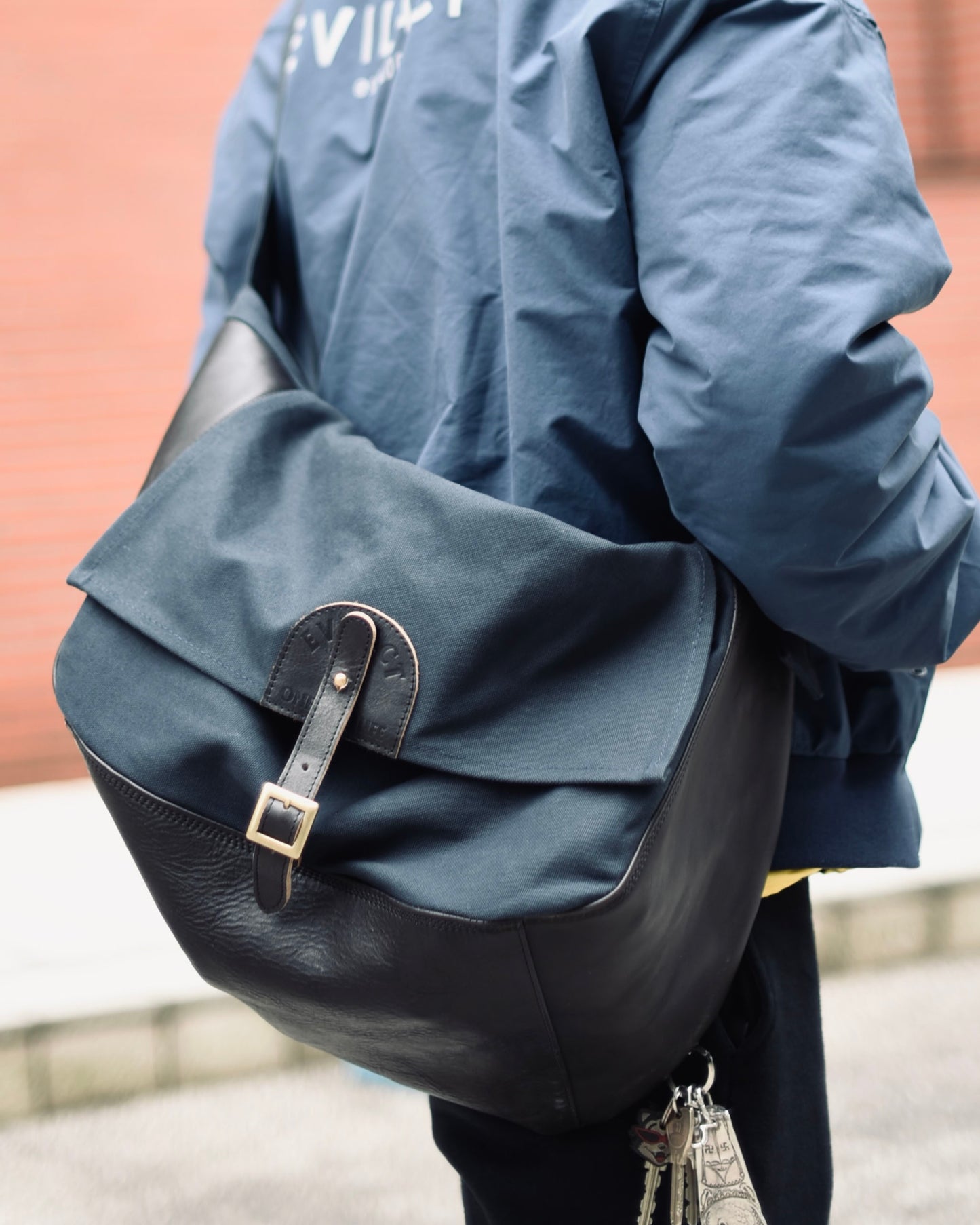 EVILACT NEWS PAPER BAG black
