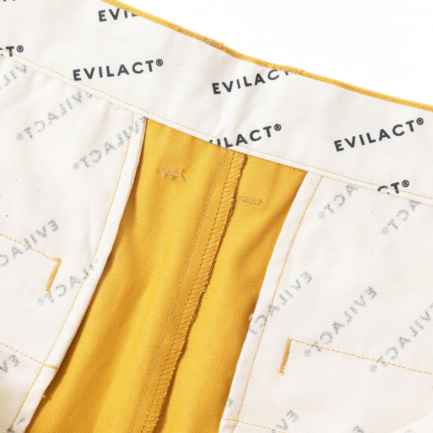 EVILACT TUCK CHINO