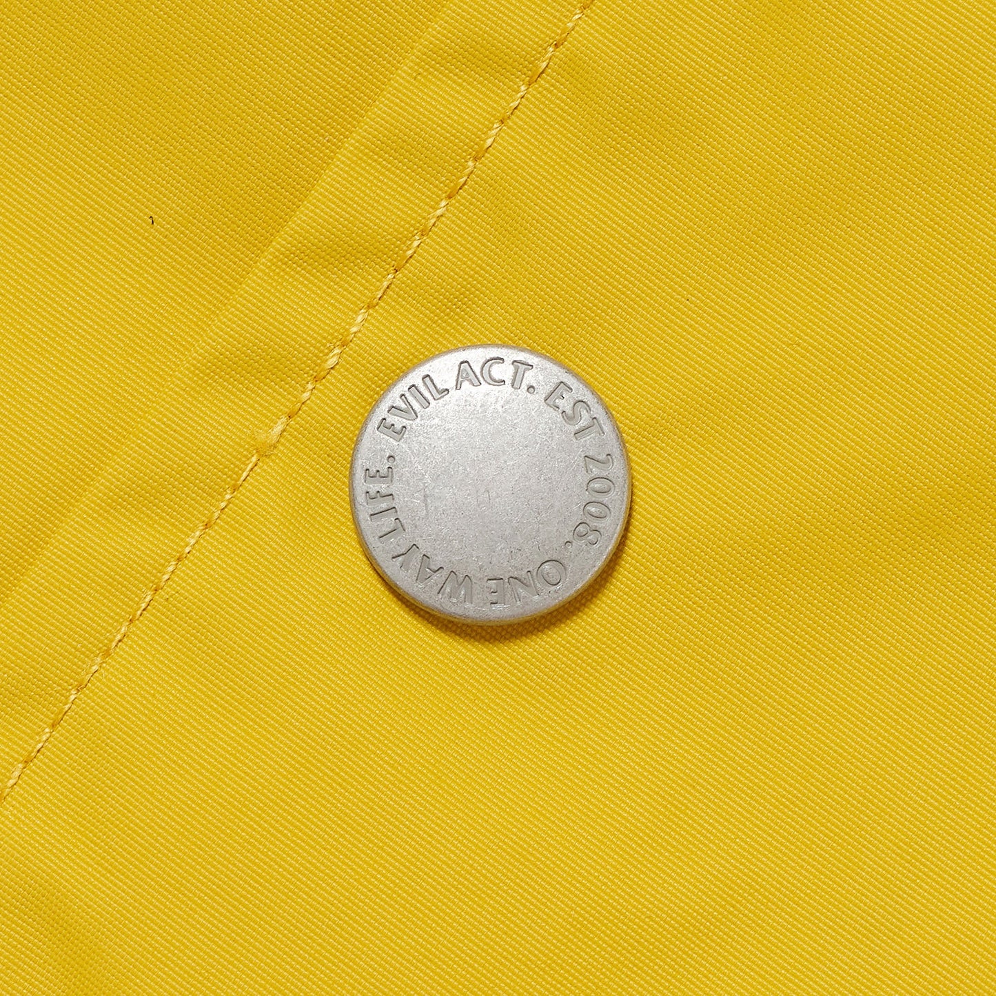 EVILACT CROSS BONE WIND BREAKER Mustard