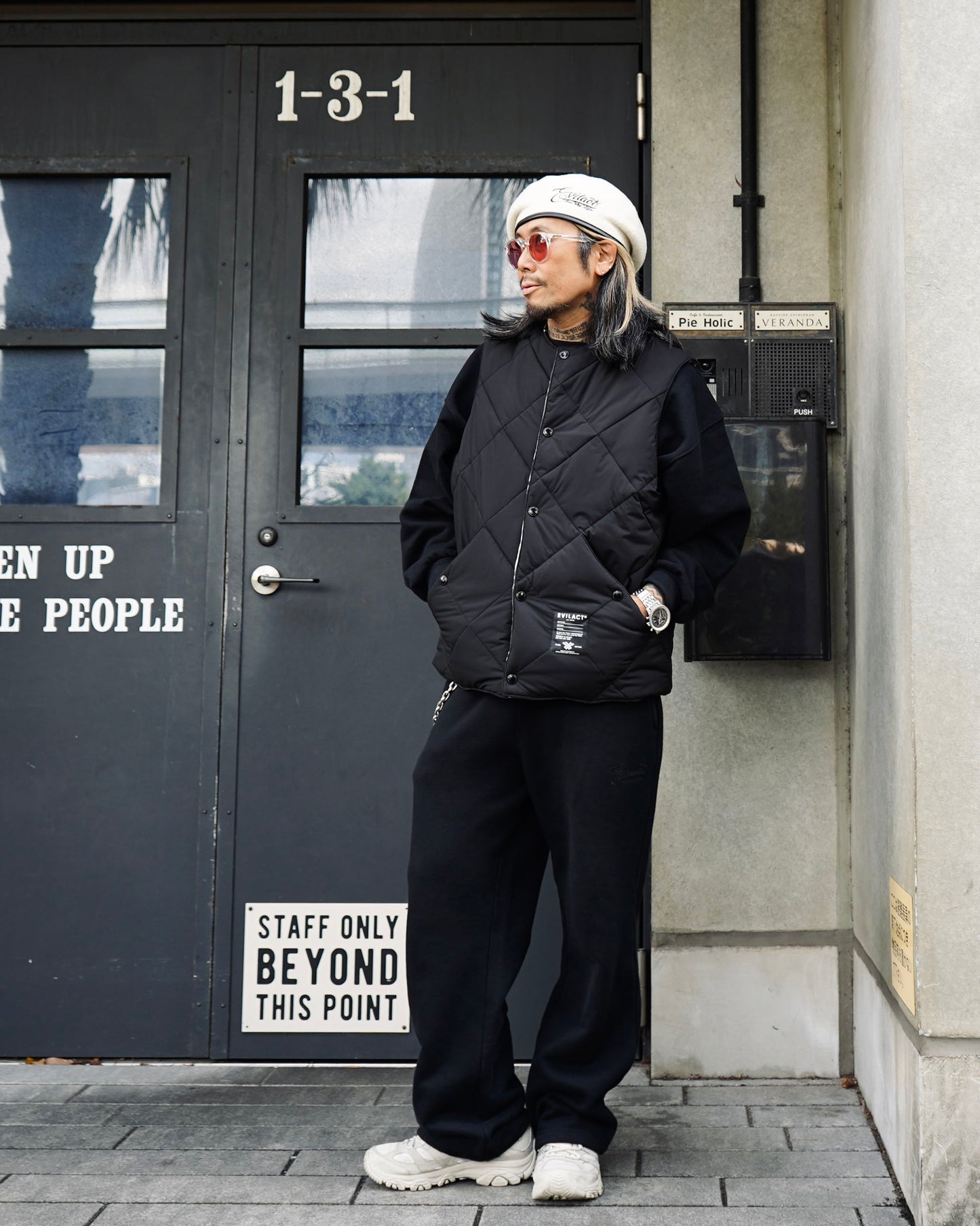 EVILACT MEXICAN RV VEST white