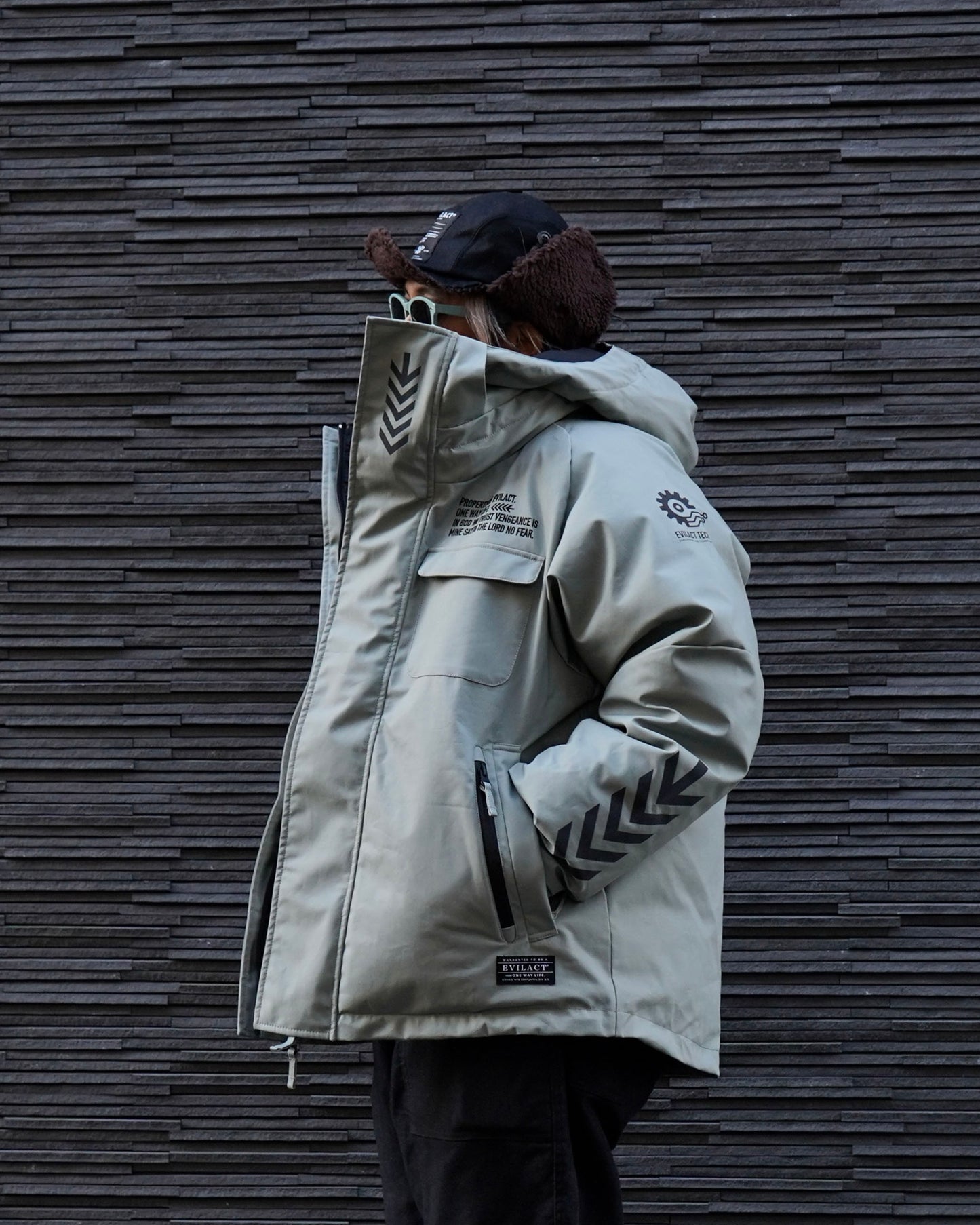 EVILACT LEVEL-7 JKT ceder