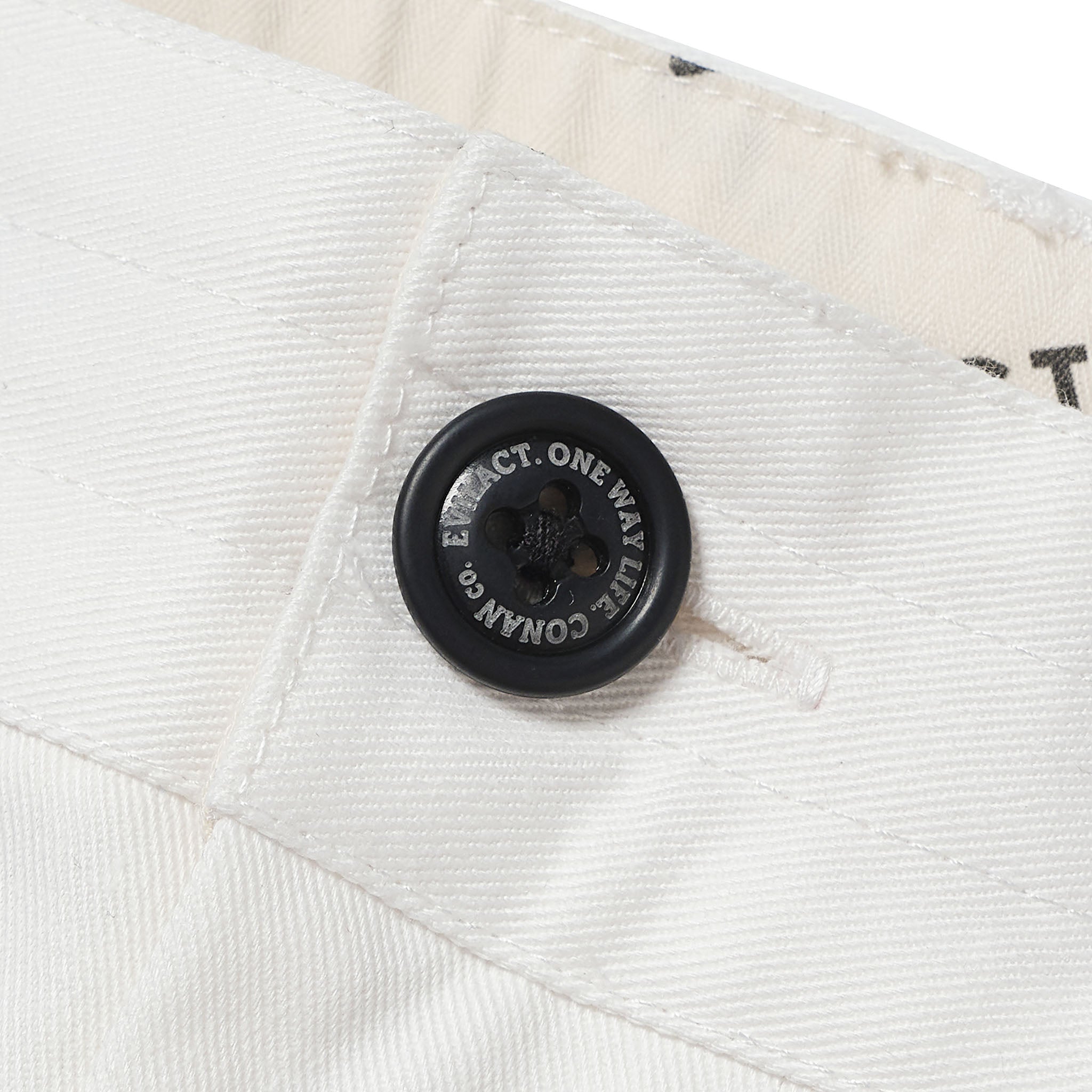 EVILACT CHINO PT off white | EVILACT (イーブルアクト）Official