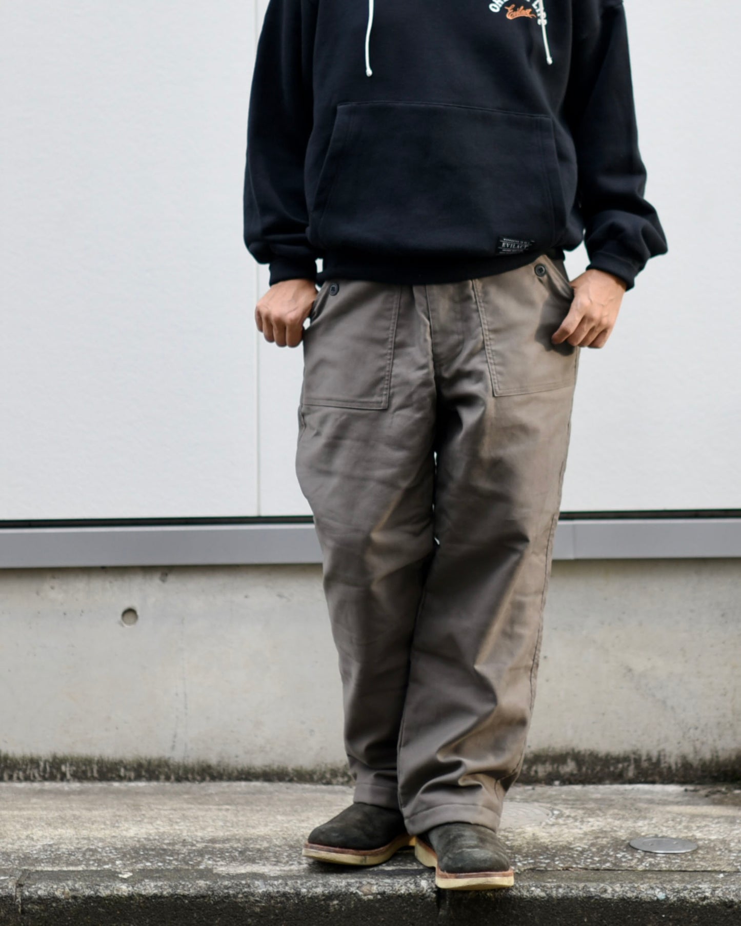 EVILACT BAKER PANTS off white