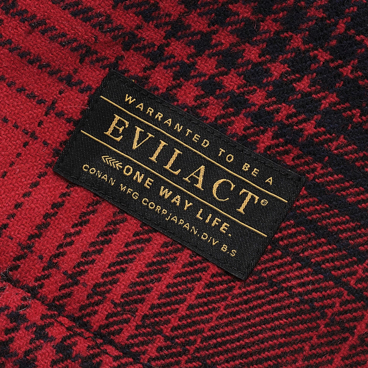 EVILACT CHECK PADDED JKT Red
