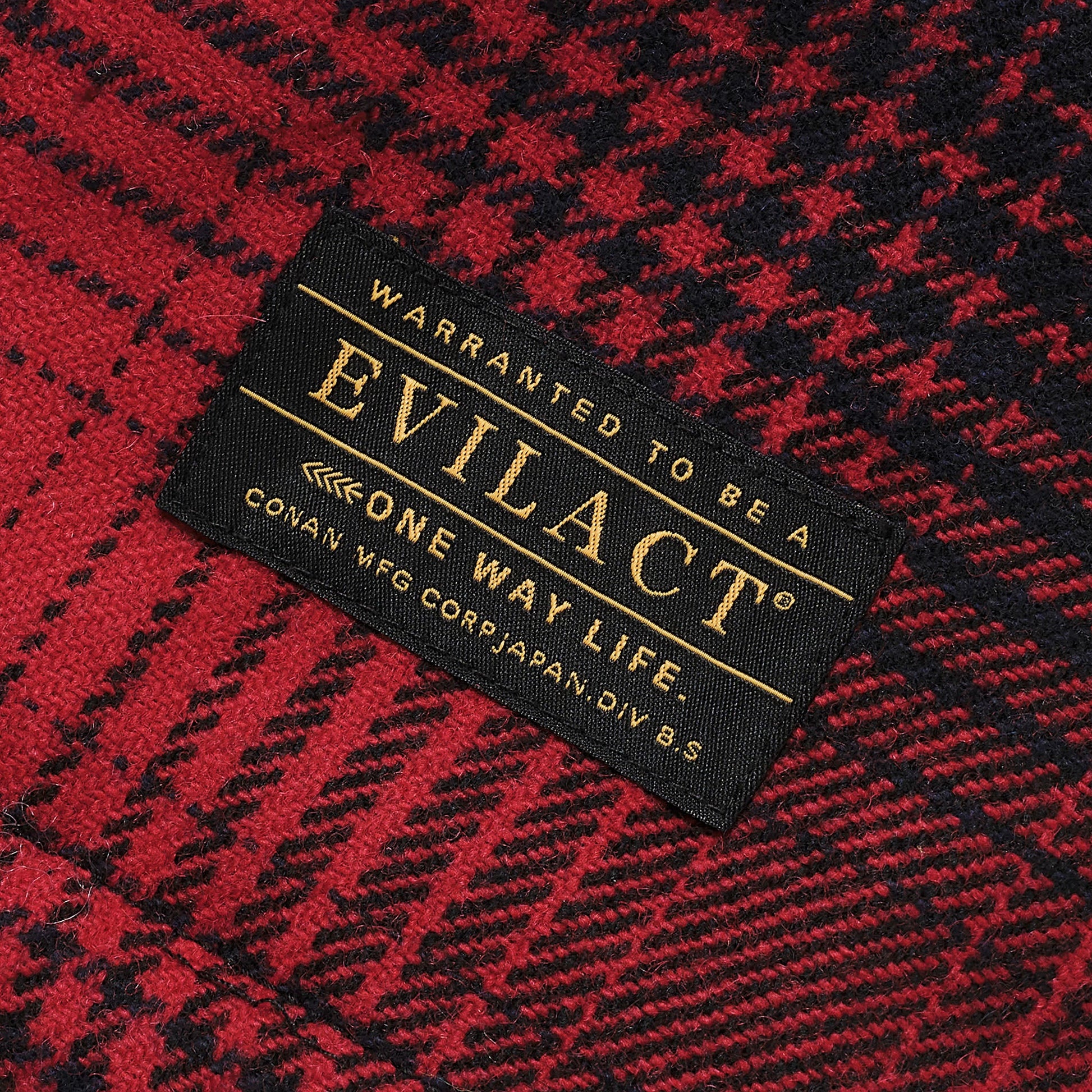 EVILACT CHECK PADDED JKT Red