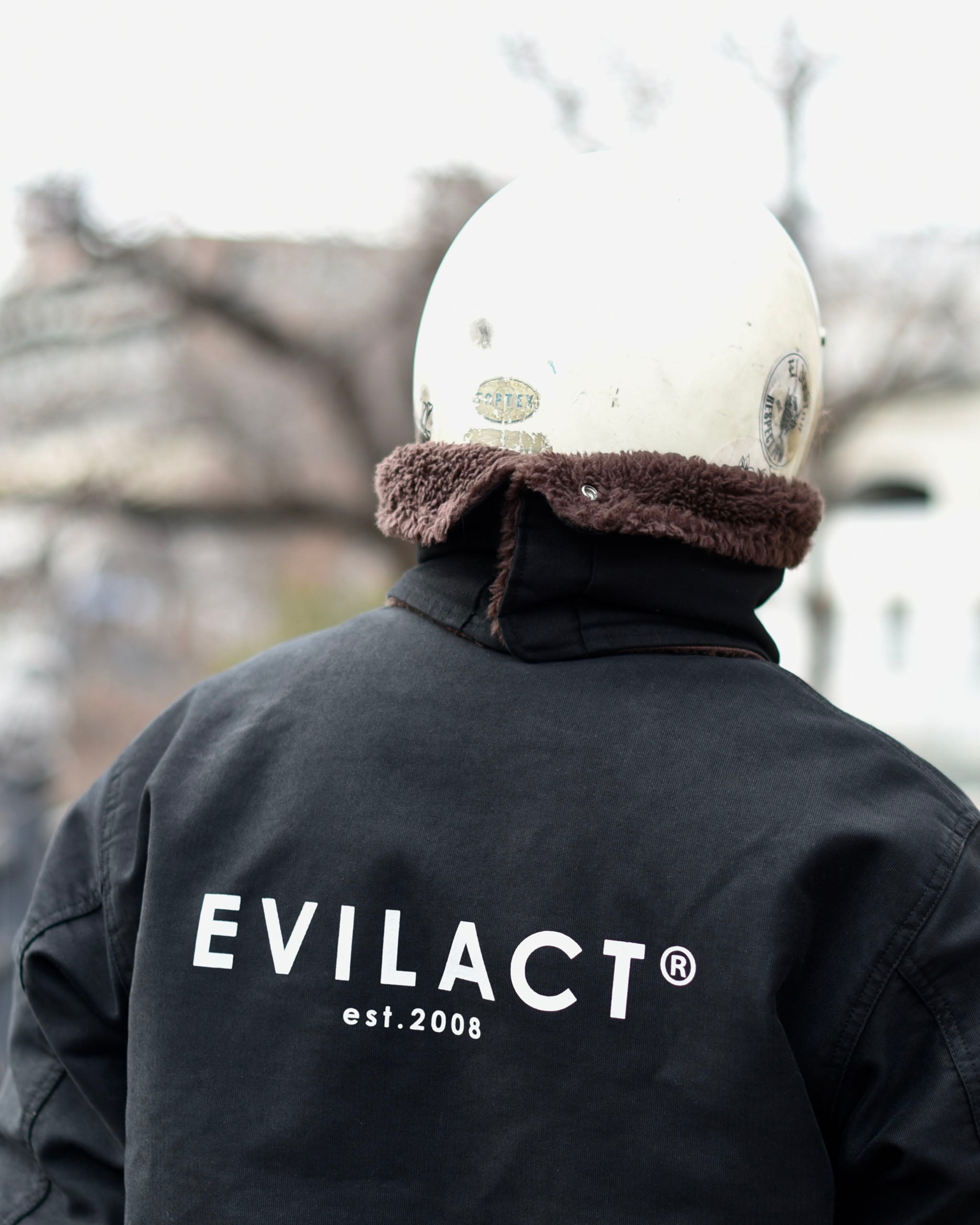 EVILACT DECK NECK WARMER brown | EVILACT (イーブルアクト）Official