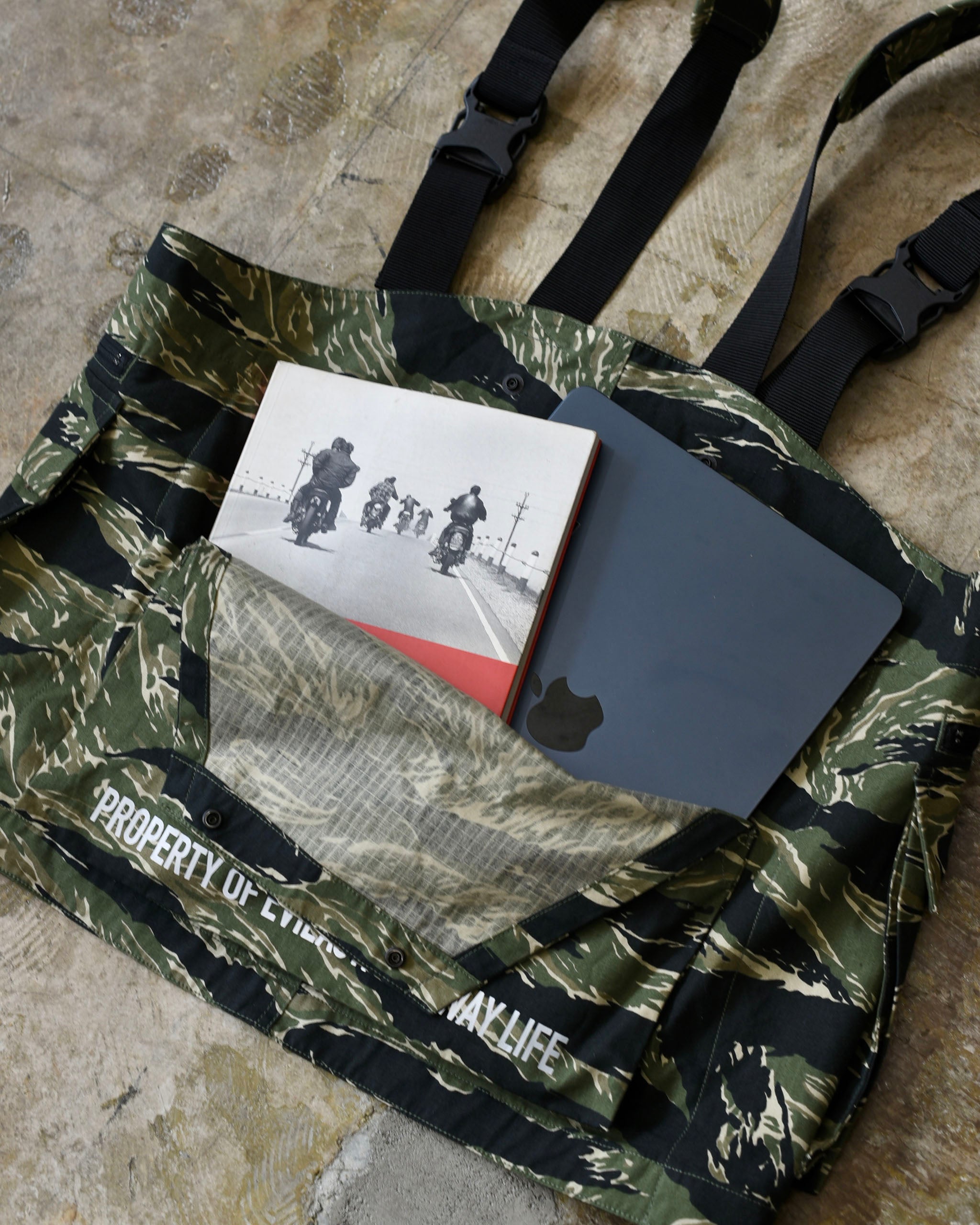 EVILACT TACTICAL VEST black | EVILACT (イーブルアクト）Official