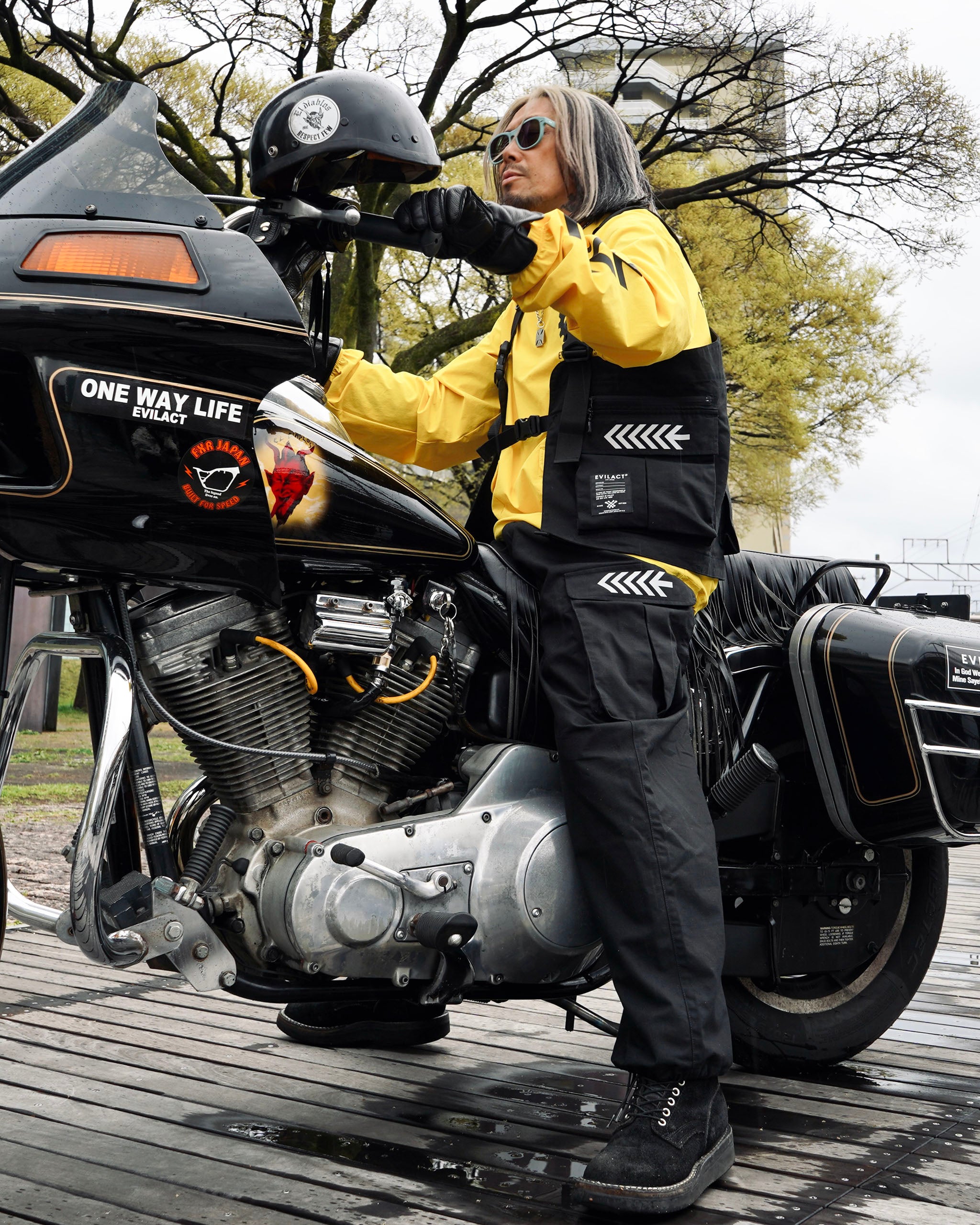 EVILACT 　イーブルアクト　ユーティリティベスト売り切り EVILACT TACTICAL VEST black | EVILACT (イーブルアクト）Official
