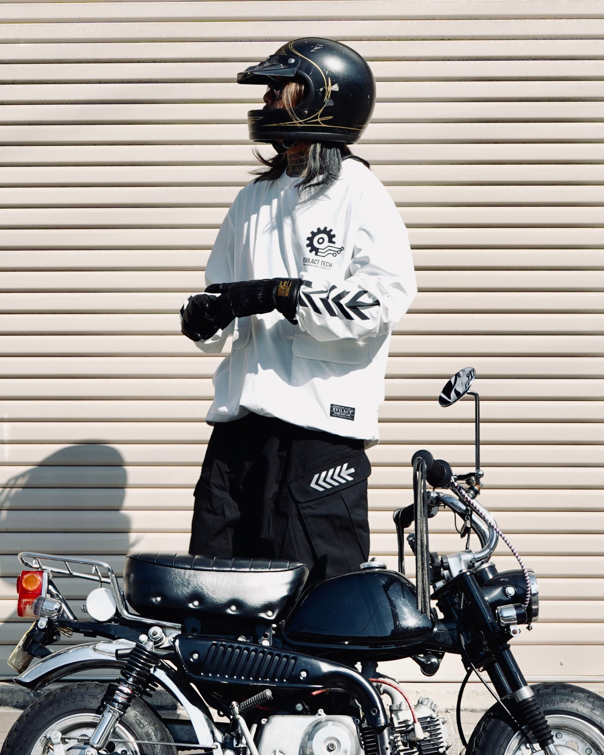 EVILACT CHEMIACL LS white | EVILACT (イーブルアクト）Official Site