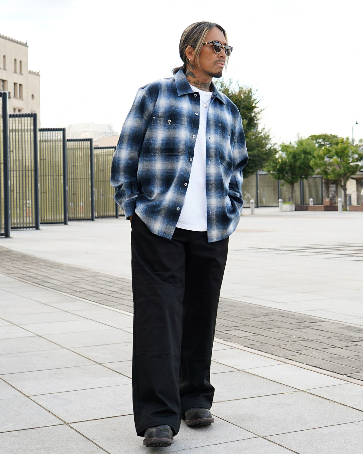 EVILACT DOUBLE KNEE CHINOS black