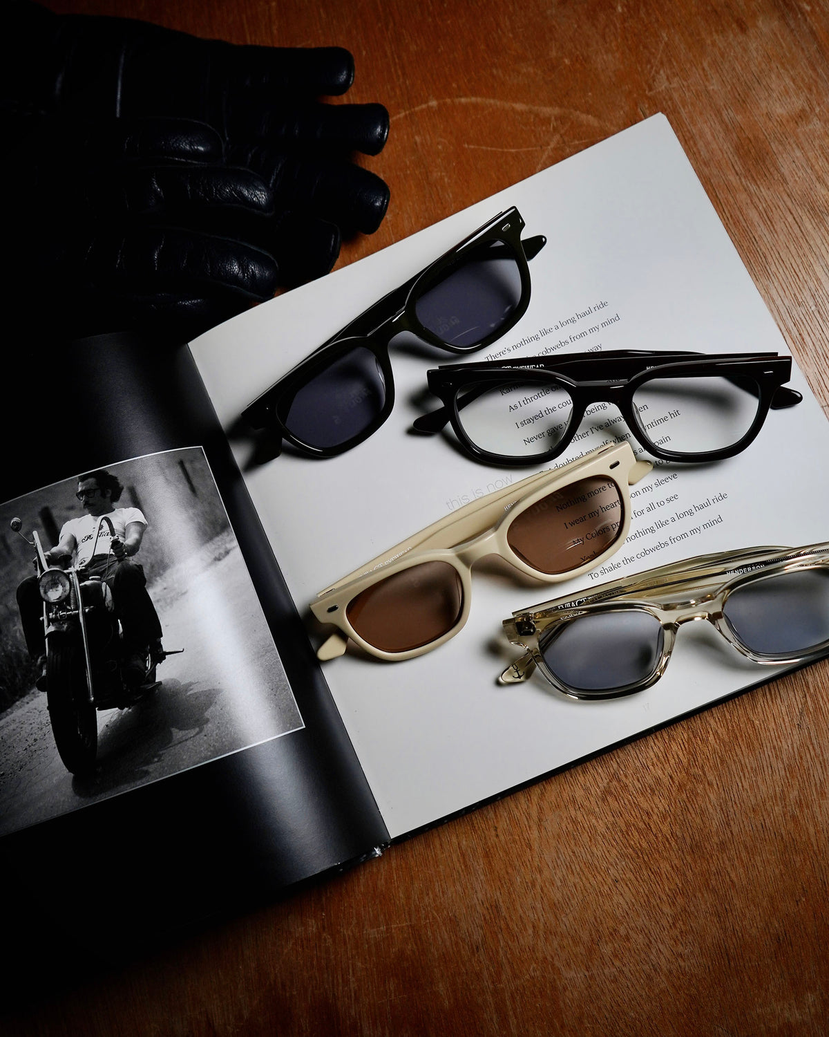 HENDERSON ivory / color photochromic smoke lens