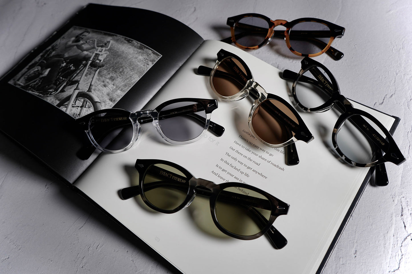 ACE BR black x black marble / blue lens