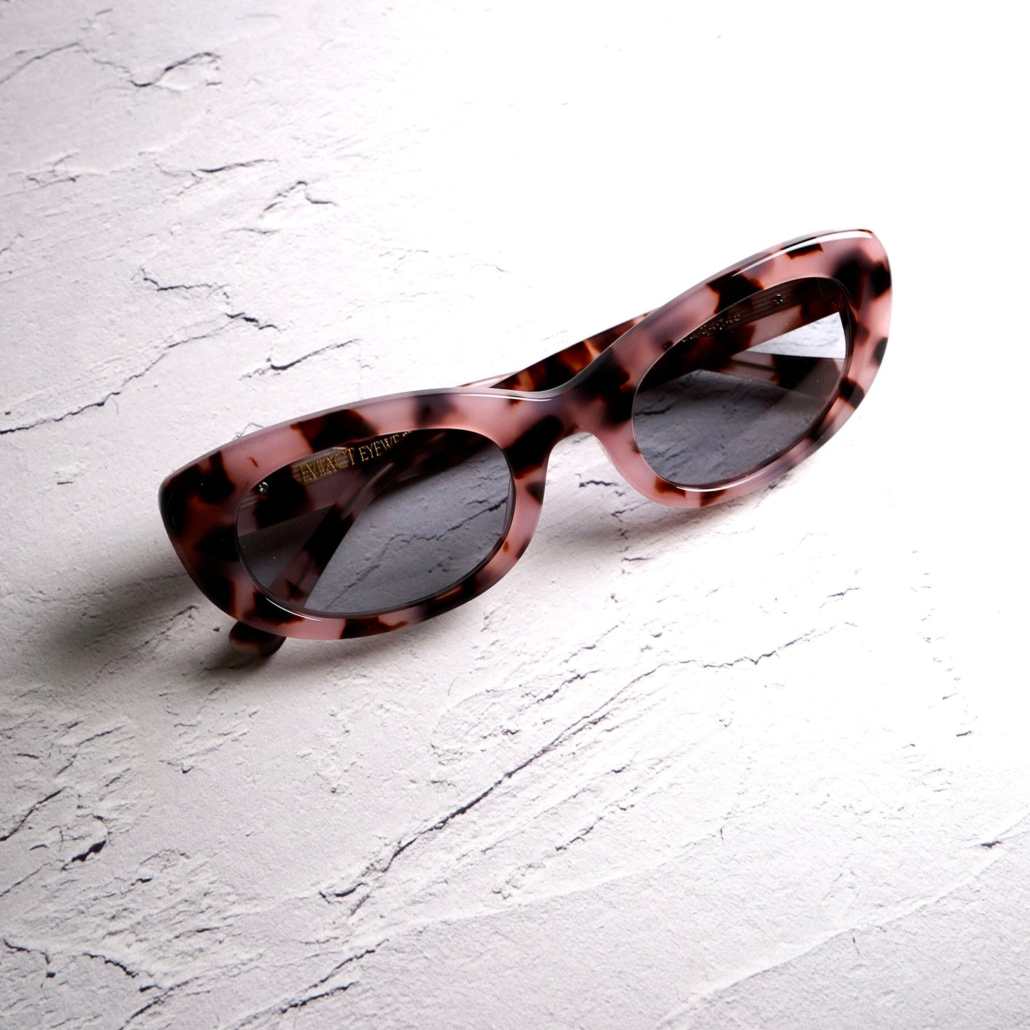 SPIRAL pink havana / dark color photochromic smoke lens