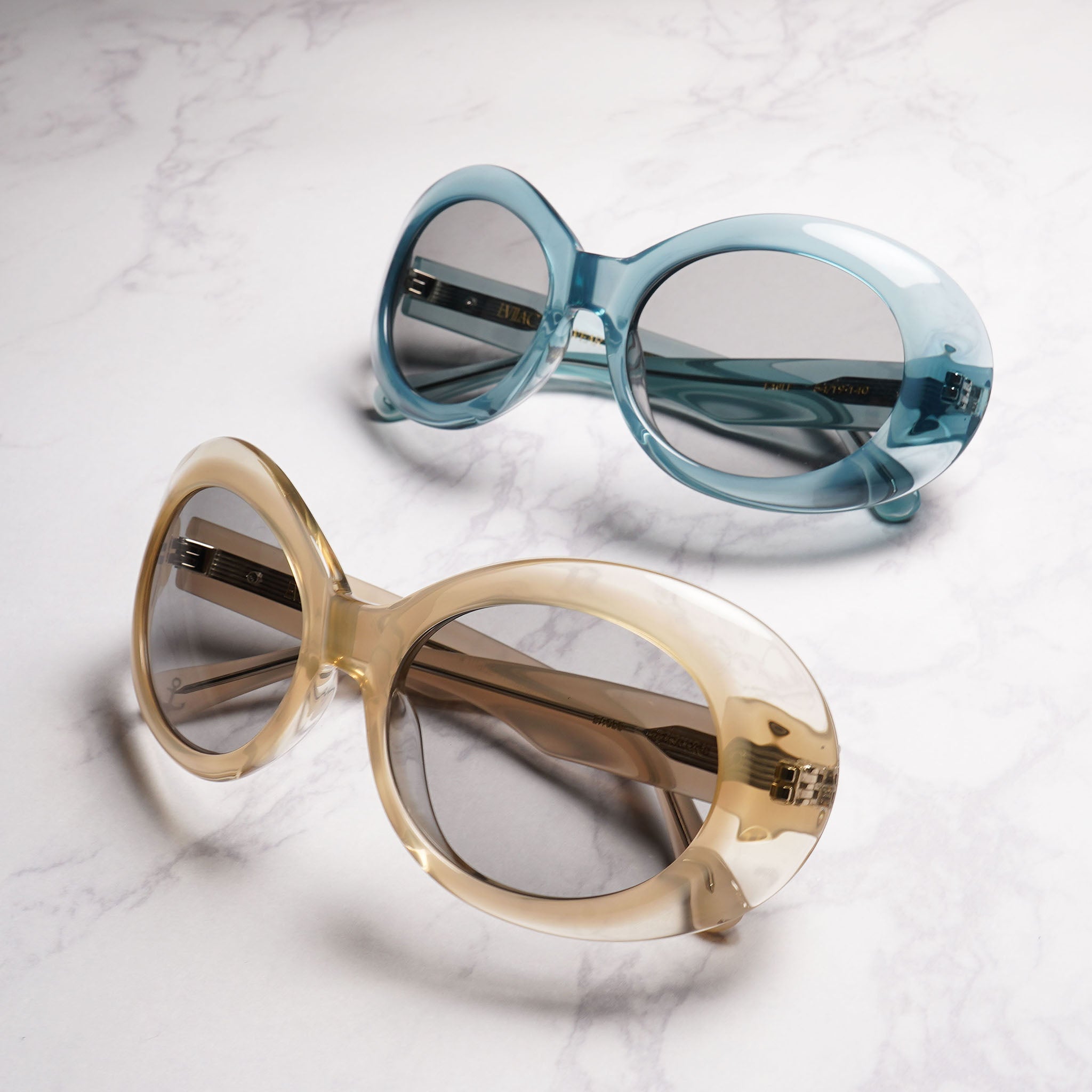 EAGLE sand beige frost x a.clear / smoke lens EVILACT