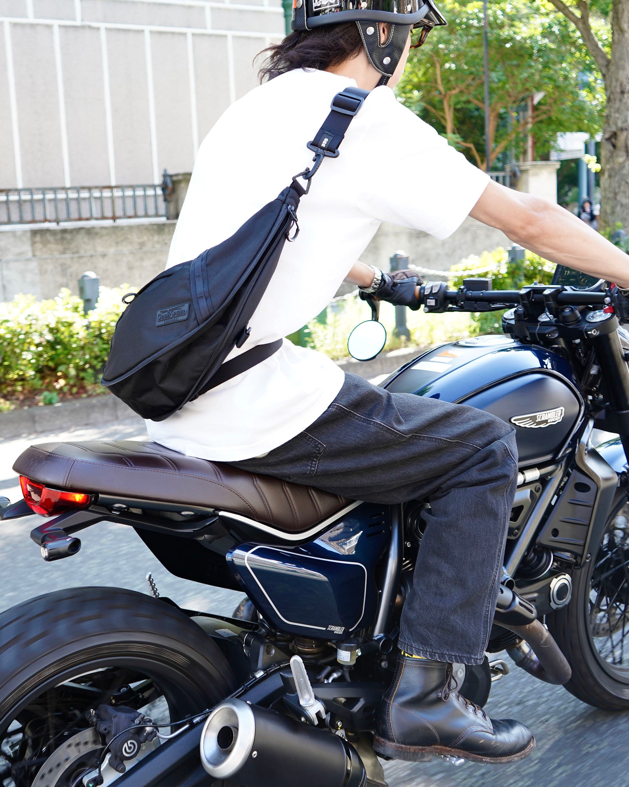 GOODSPEED equipment Banana Bag | EVILACT (イーブルアクト）Official