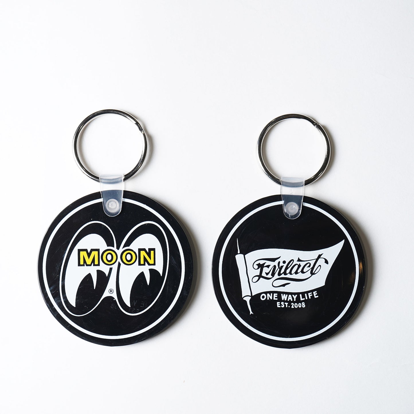 EVILACT MOONEYES x EVILACT collaboration rubber key ring